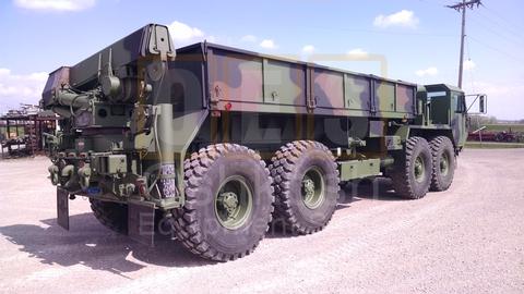 M985 With Winch Oshkosh Corp HEMTT (C-200-104) - Oshkosh Equipment